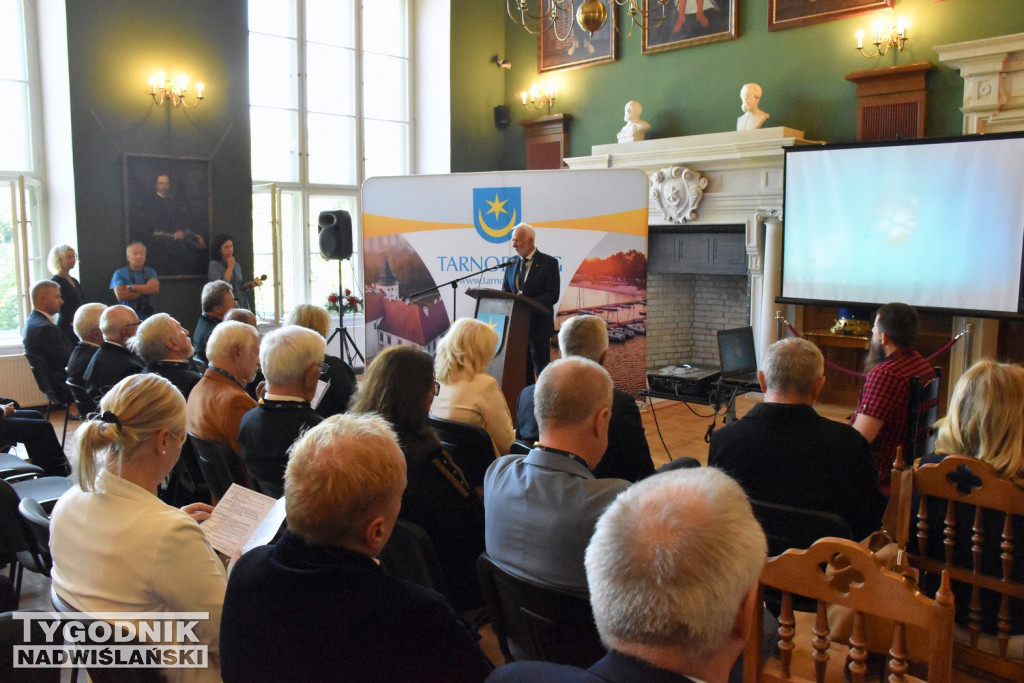 Konferencja historyczno-ekologiczna w Tarnobrzegu