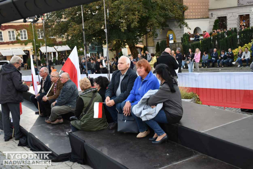 Wiec wyborczy PiS w Sandomierzu