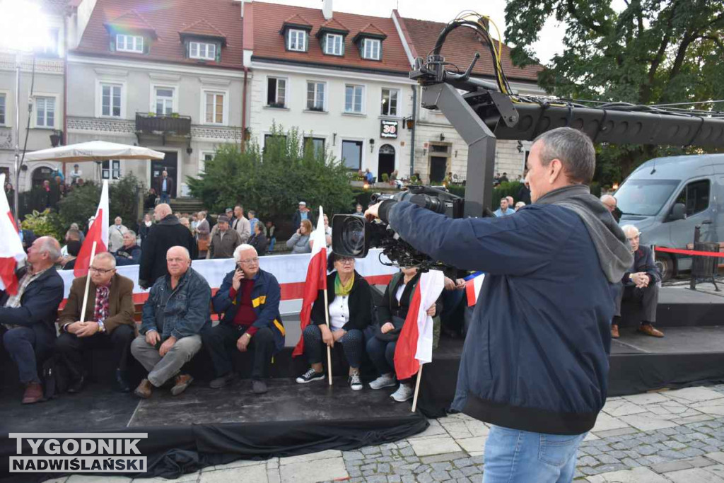 Wiec wyborczy PiS w Sandomierzu