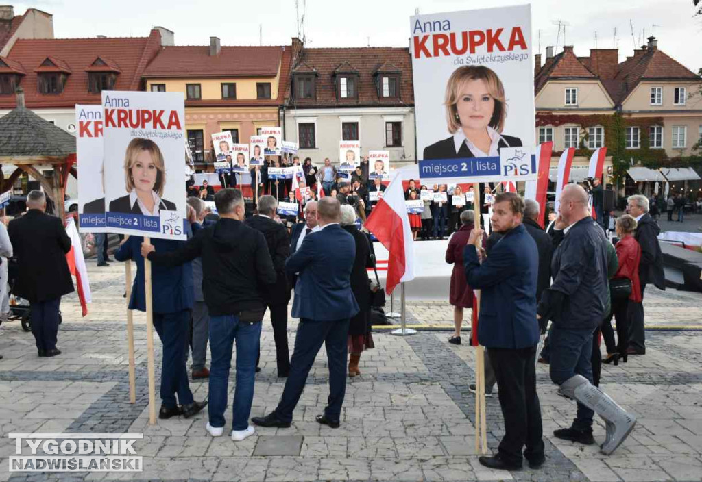 Wiec wyborczy PiS w Sandomierzu