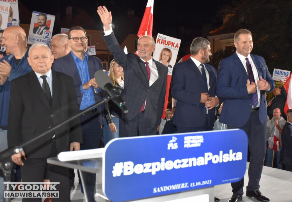 Wiec wyborczy PiS w Sandomierzu