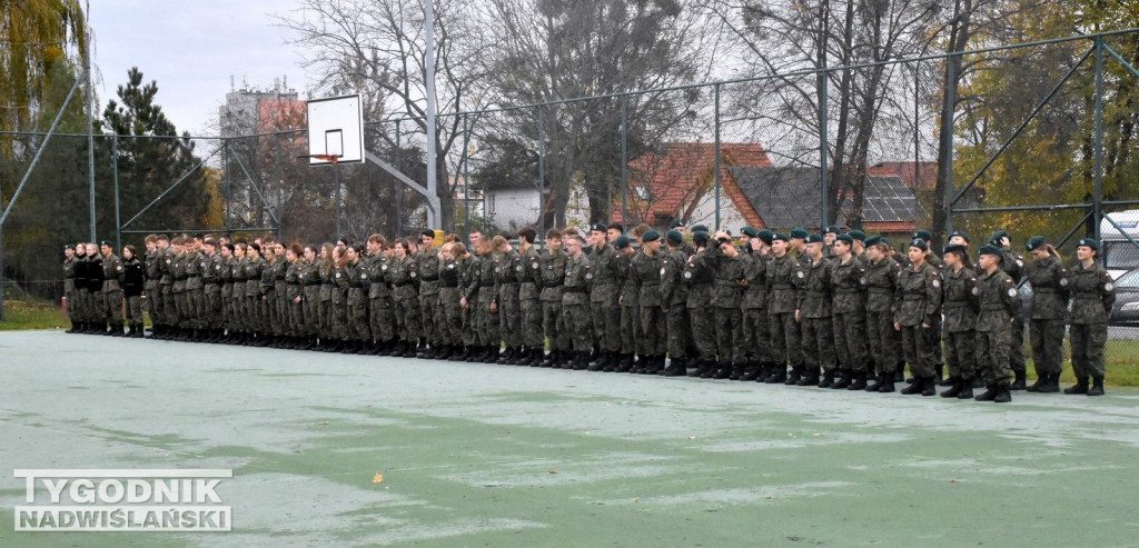 Ślubowanie uczniów tarnobrzeskiego 