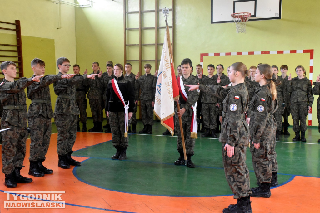 Ślubowanie uczniów tarnobrzeskiego 