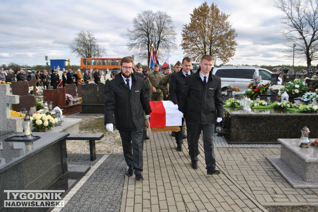 Pogrzeb kapitana Władysława Żwirka