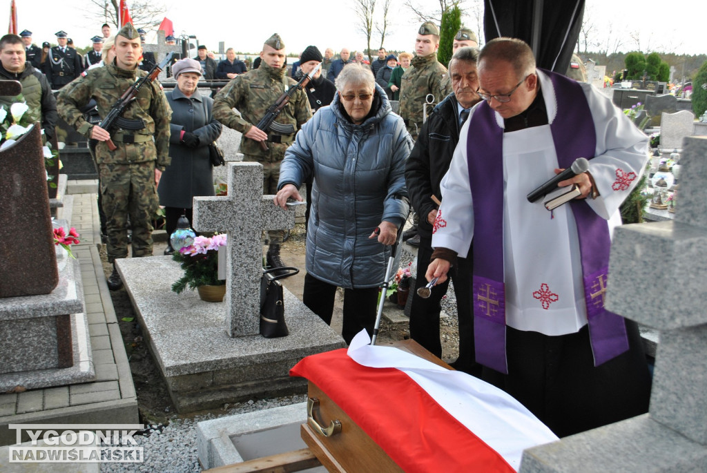 Pogrzeb kapitana Władysława Żwirka