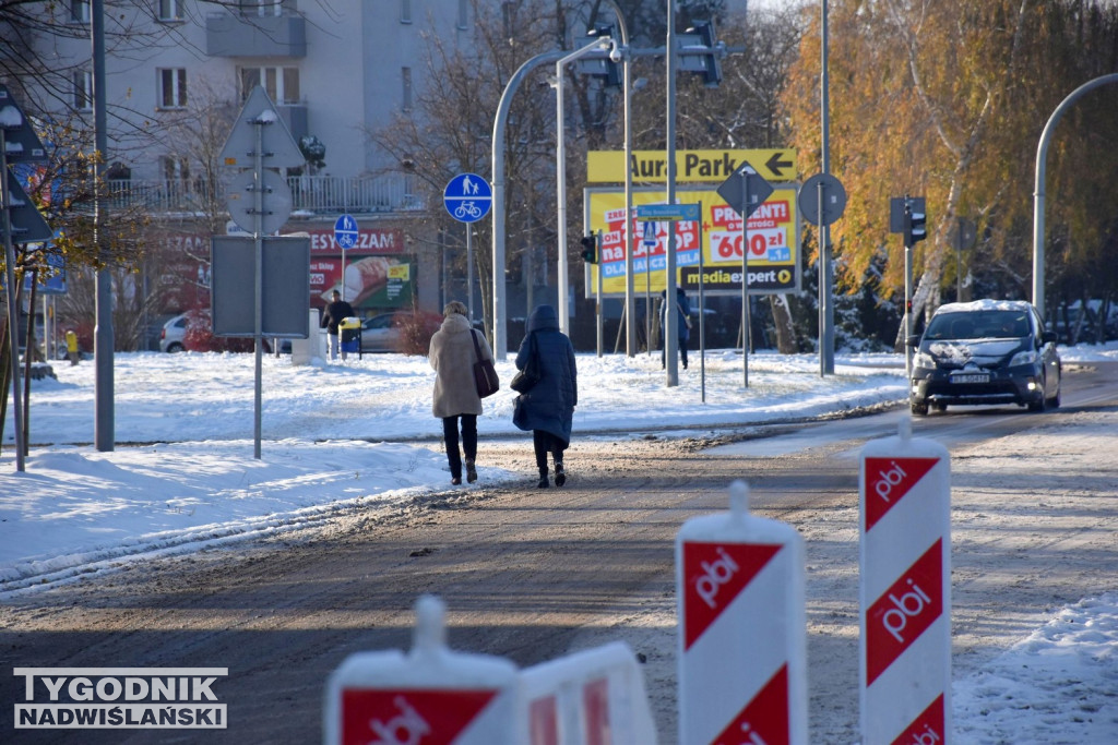 Nieodśnieżone ulice w centrum Tarnobrzega