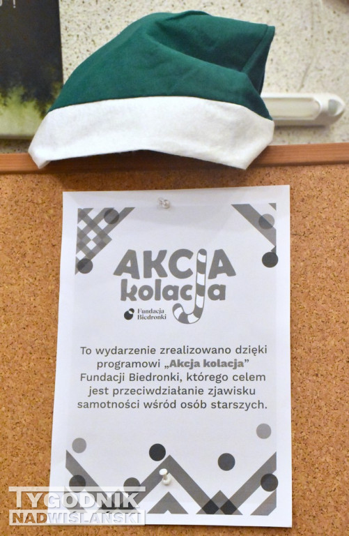 Kolacja dla seniorów w Tarnobrzeskim Centrum Wolontariatu