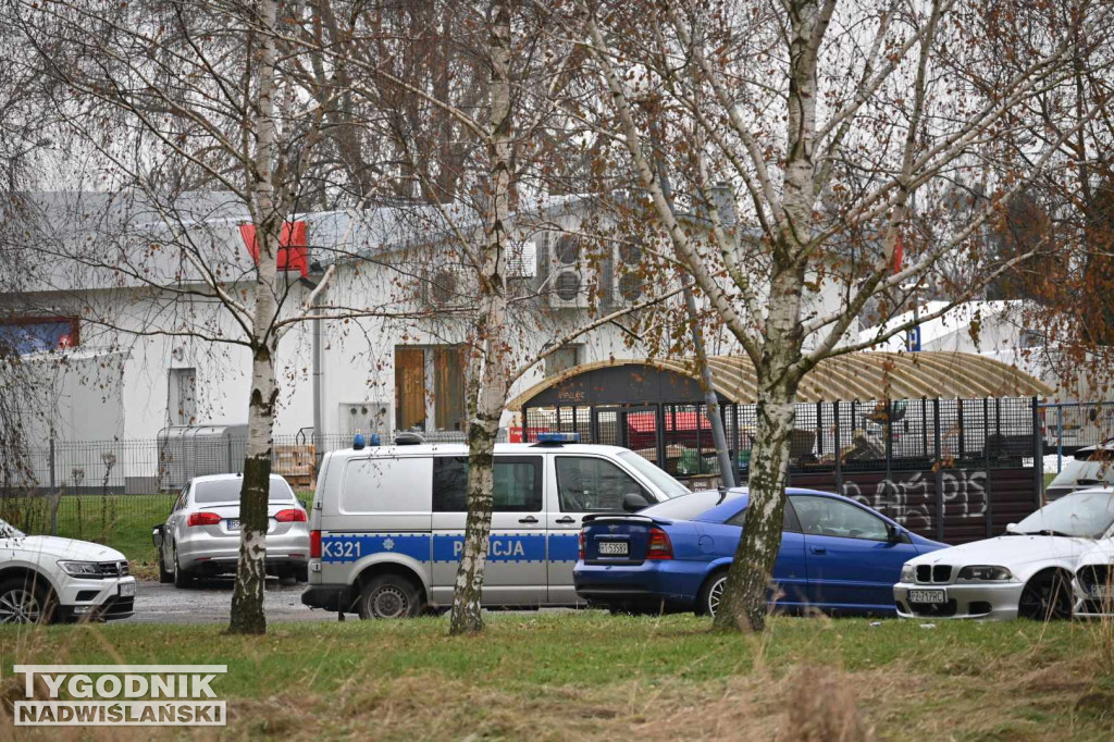 Policja na osiedlu Serbinów