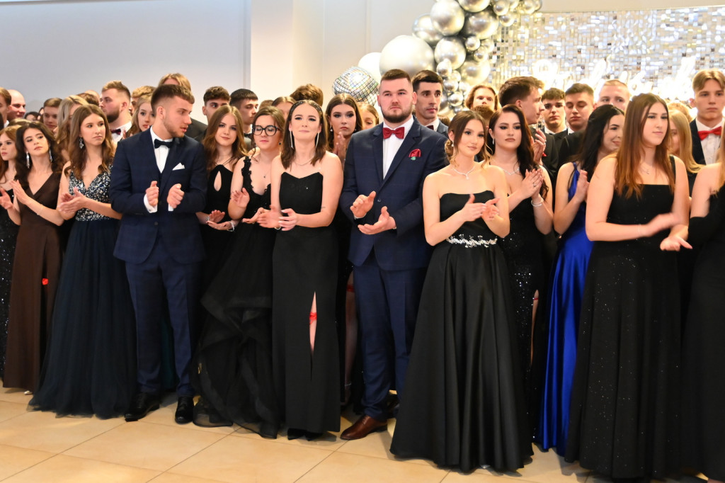 Studniówka LO im. M. Kopernika 2024 - galeria 2