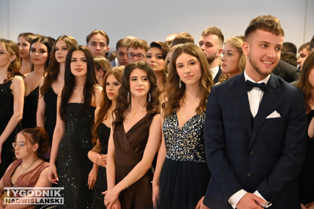 Studniówka LO im. M. Kopernika 2024 - galeria 2