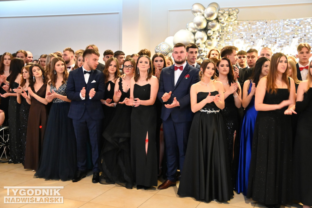 Studniówka LO im. M. Kopernika 2024 - galeria 2