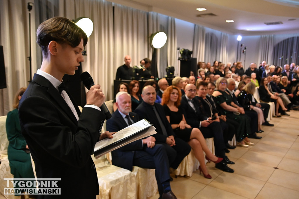 Studniówka LO im. M. Kopernika 2024 - galeria 2