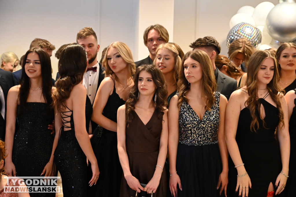 Studniówka LO im. M. Kopernika 2024 - galeria 2