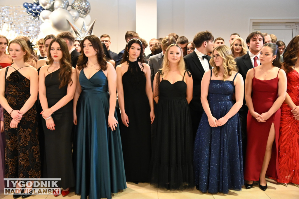Studniówka LO im. M. Kopernika 2024 - galeria 2