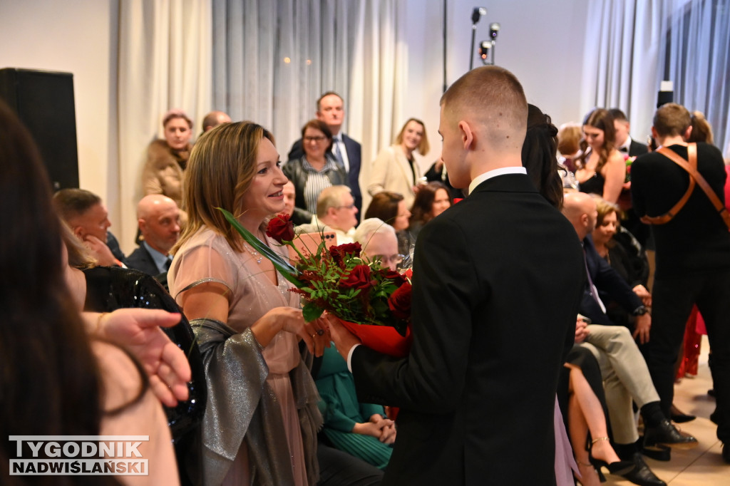 Studniówka LO im. M. Kopernika 2024 - galeria 2