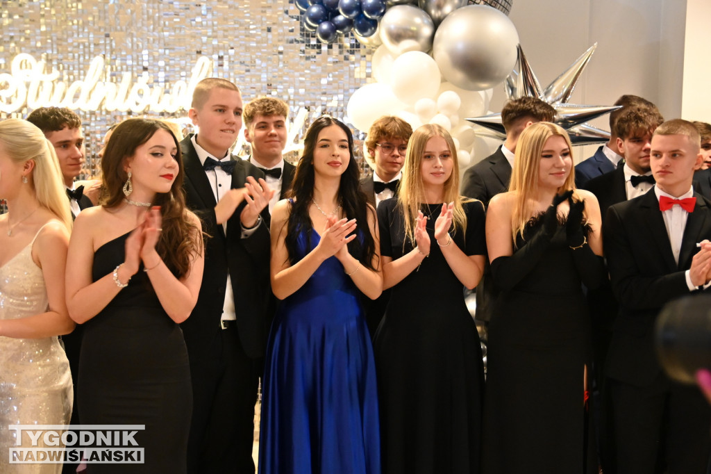 Studniówka LO im. M. Kopernika 2024 - galeria 2