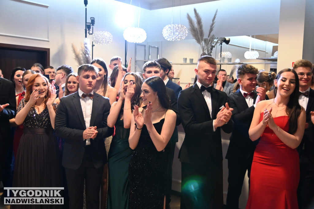 Studniówka LO im. M. Kopernika 2024 - galeria 2