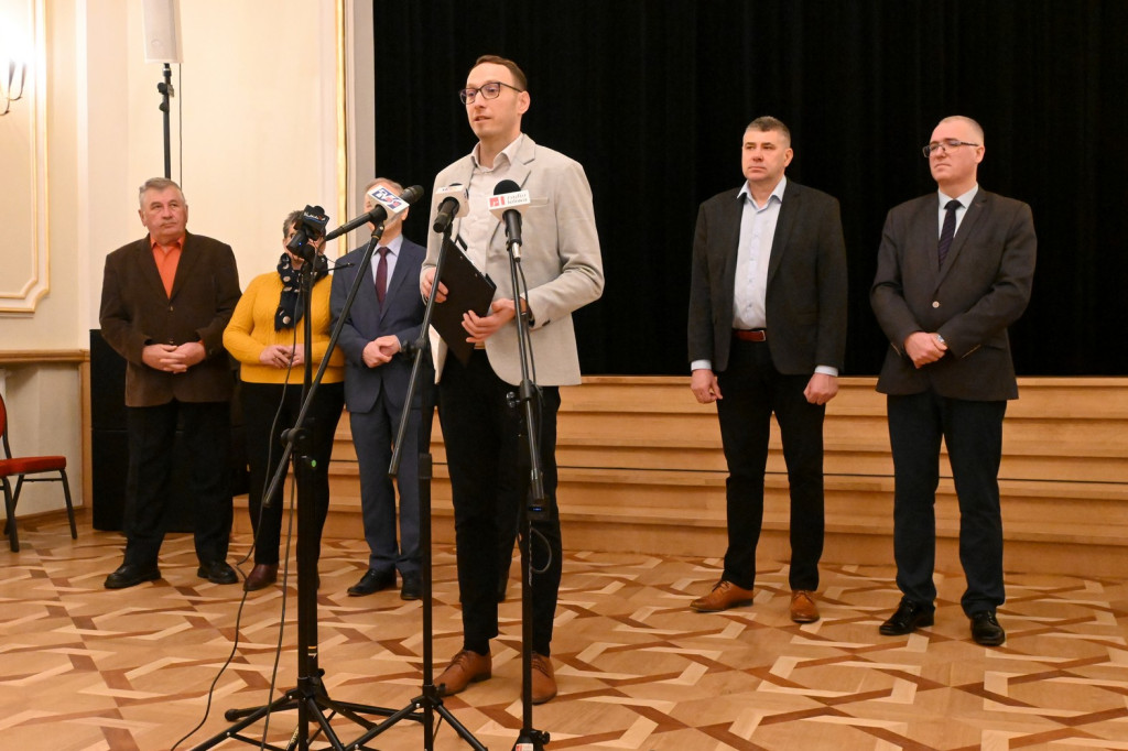 Konferencja Łukasza Nowaka w Tarnobrzegu