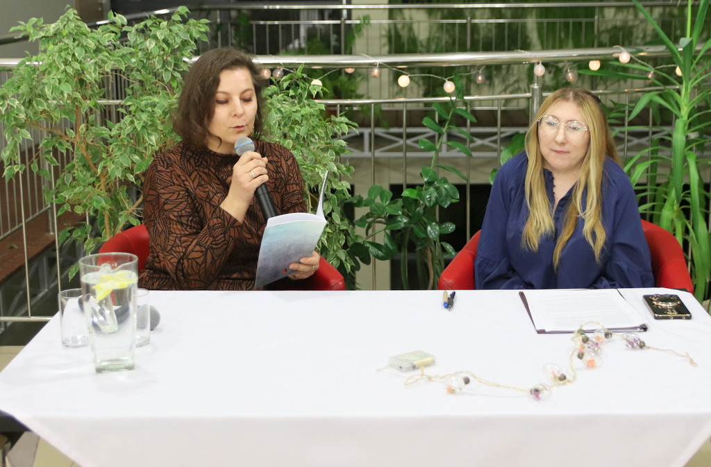 Poezja i piękne głosy w MBP w Stalowej Woli