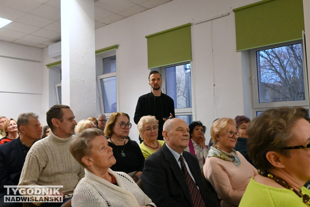 Spotkanie z Michałem Rusinkiem w tarnobrzeskiej bibliotece