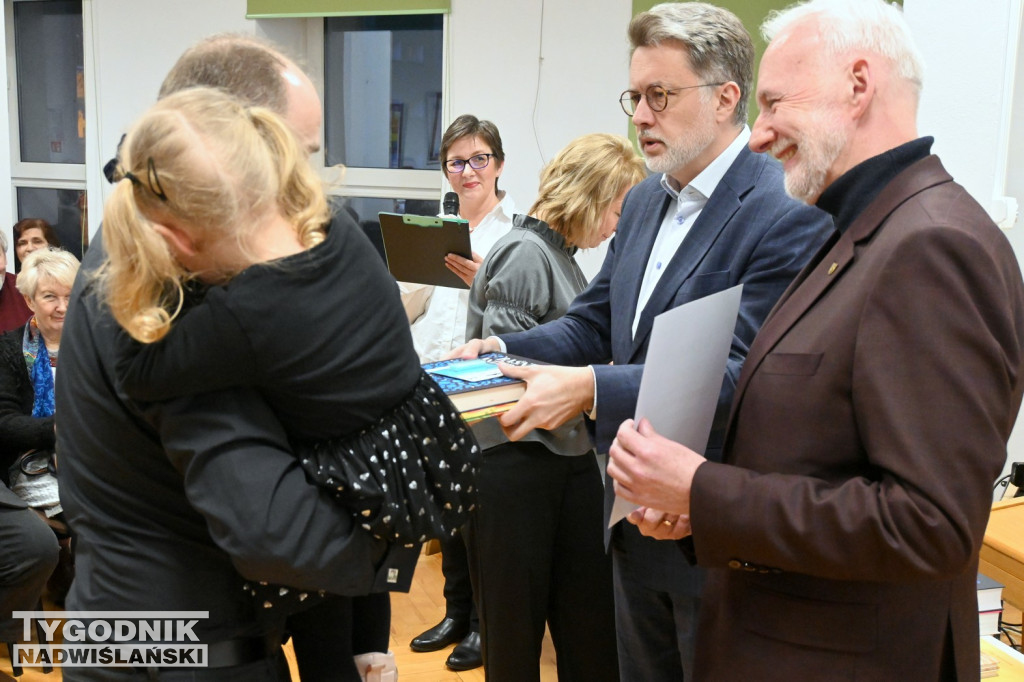 Spotkanie z Michałem Rusinkiem w tarnobrzeskiej bibliotece