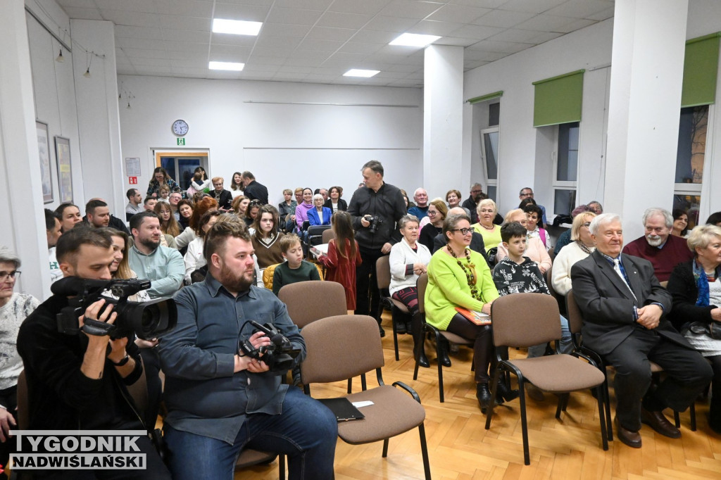 Spotkanie z Michałem Rusinkiem w tarnobrzeskiej bibliotece