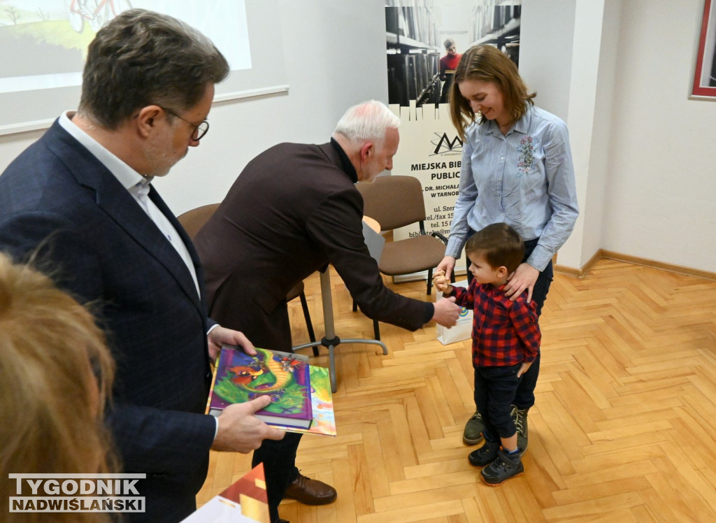 Spotkanie z Michałem Rusinkiem w tarnobrzeskiej bibliotece