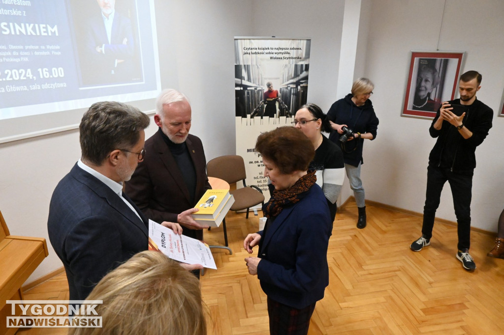 Spotkanie z Michałem Rusinkiem w tarnobrzeskiej bibliotece