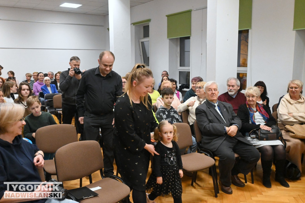 Spotkanie z Michałem Rusinkiem w tarnobrzeskiej bibliotece