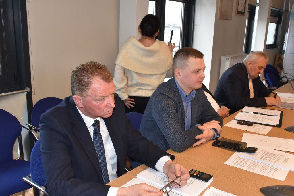Sesja Radu Powiatu Sandomierskiego 19.02.2024