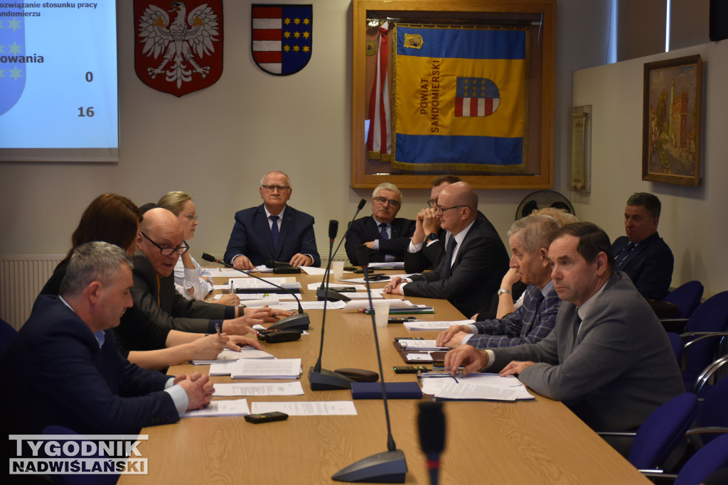 Sesja Radu Powiatu Sandomierskiego 19.02.2024