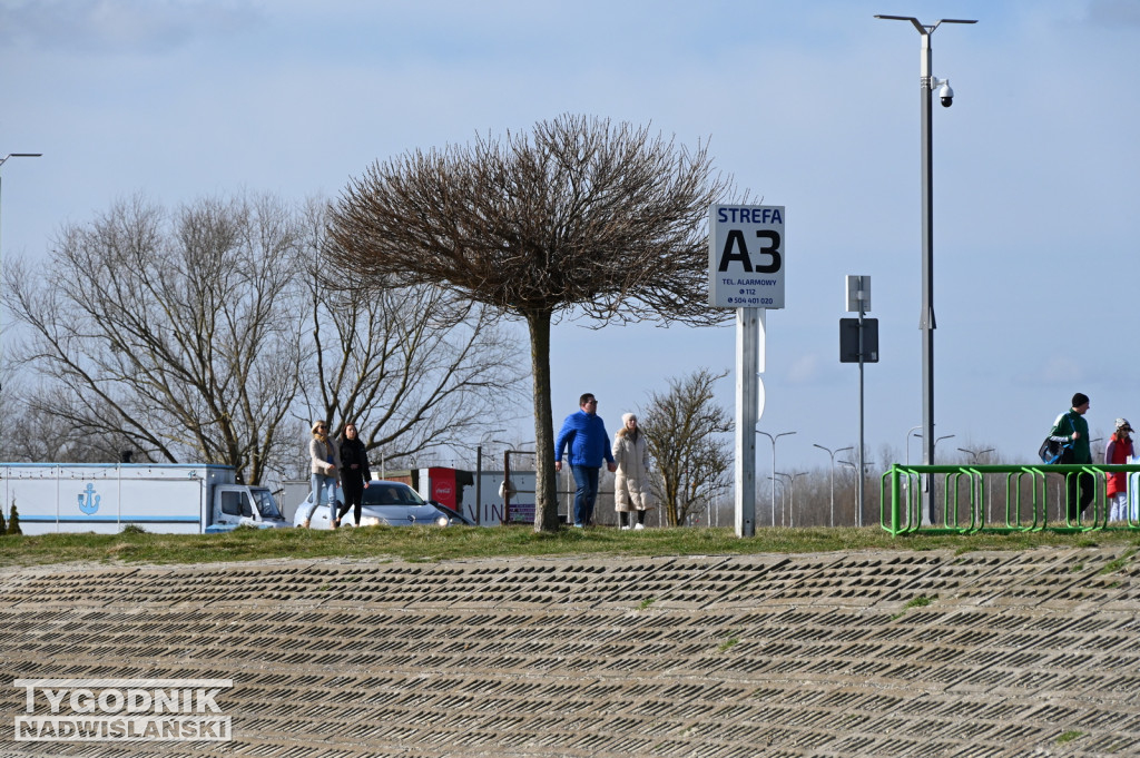 Niedziela nad Jeziorem Tarnobrzeskim - 25 lutego