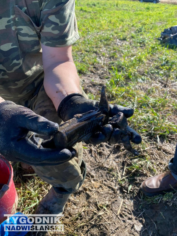 Wydobyli drugi silnik niemieckiego bombowca