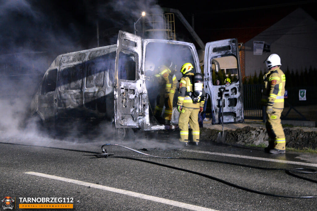 Pożar busa w Trześni