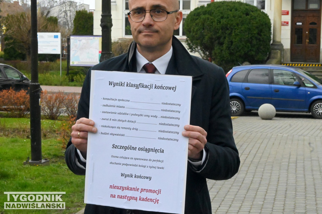 Kandydat Tomasz Stróż wystawił świadectwo prezydentowi