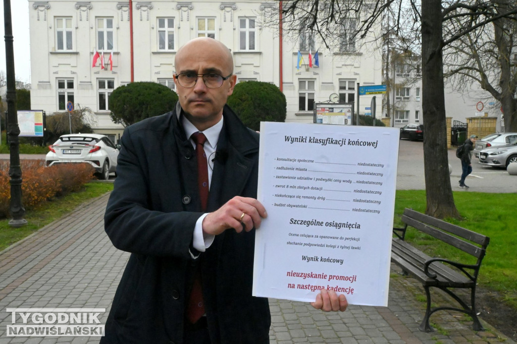 Kandydat Tomasz Stróż wystawił świadectwo prezydentowi