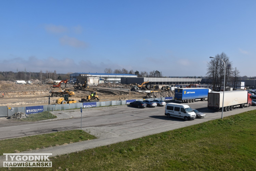 Budowa parku handlowego w Tarnobrzegu(26.03.24 r.)