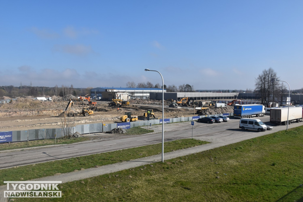 Budowa parku handlowego w Tarnobrzegu(26.03.24 r.)