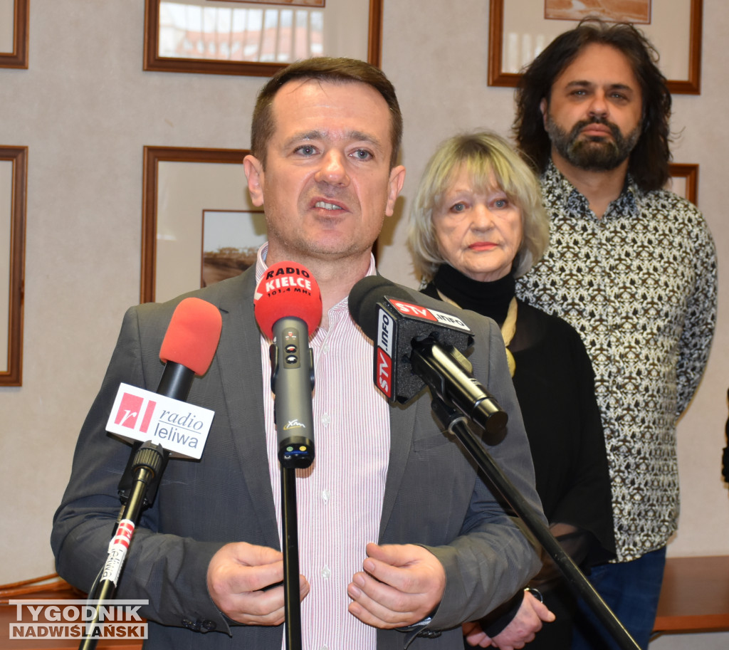 Konferencja prasowa Pawła Żerebca i jego komitetu