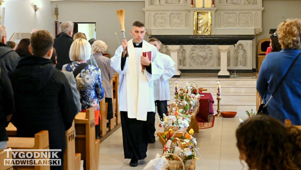 Święcenie pokarmów na Przywiślu w Tarnobrzegu