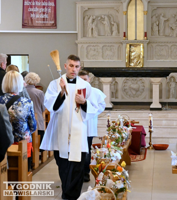 Święcenie pokarmów na Przywiślu w Tarnobrzegu