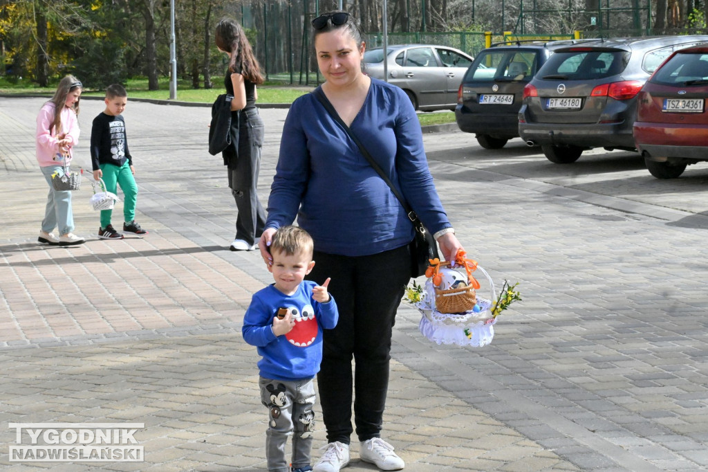 Święcenie pokarmów na Przywiślu w Tarnobrzegu