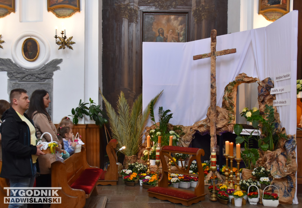 Święcenie pokarmów w sandomierskich kościołach