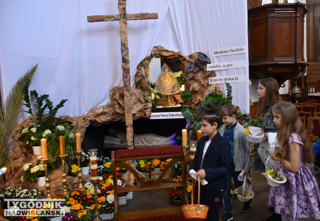 Święcenie pokarmów w sandomierskich kościołach
