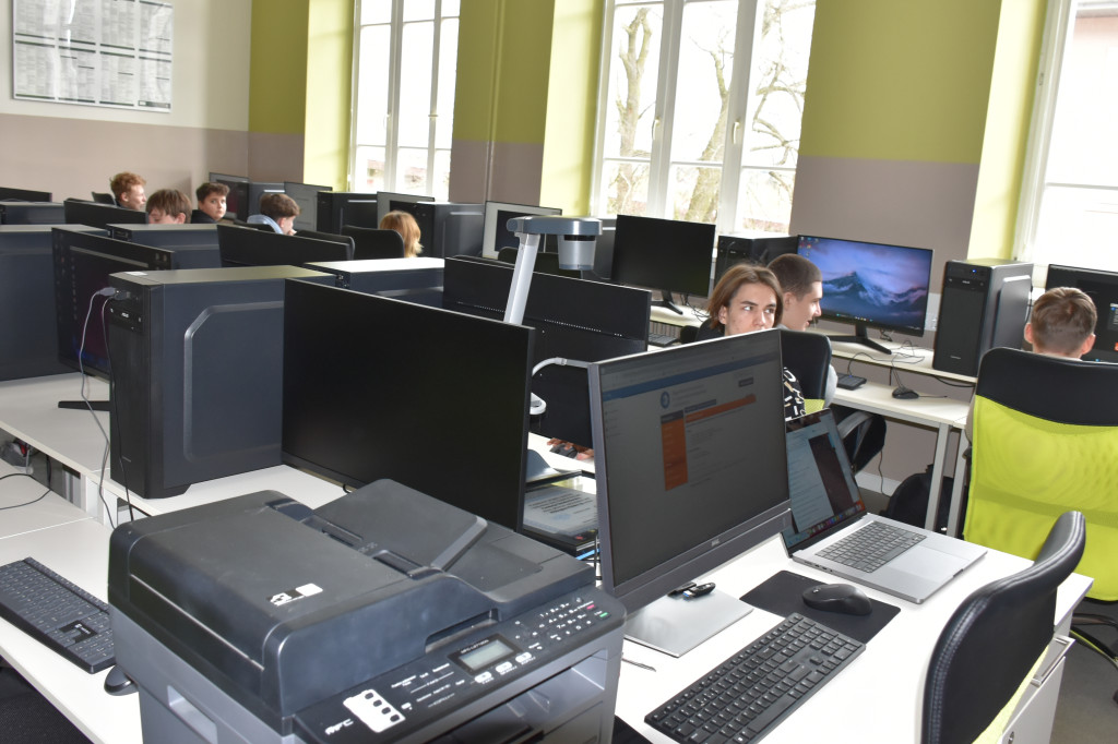 Otwarcie pracowni komputerowej w 