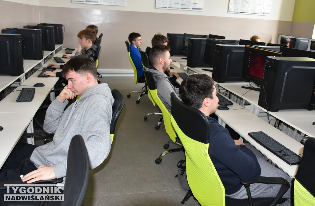 Otwarcie pracowni komputerowej w 