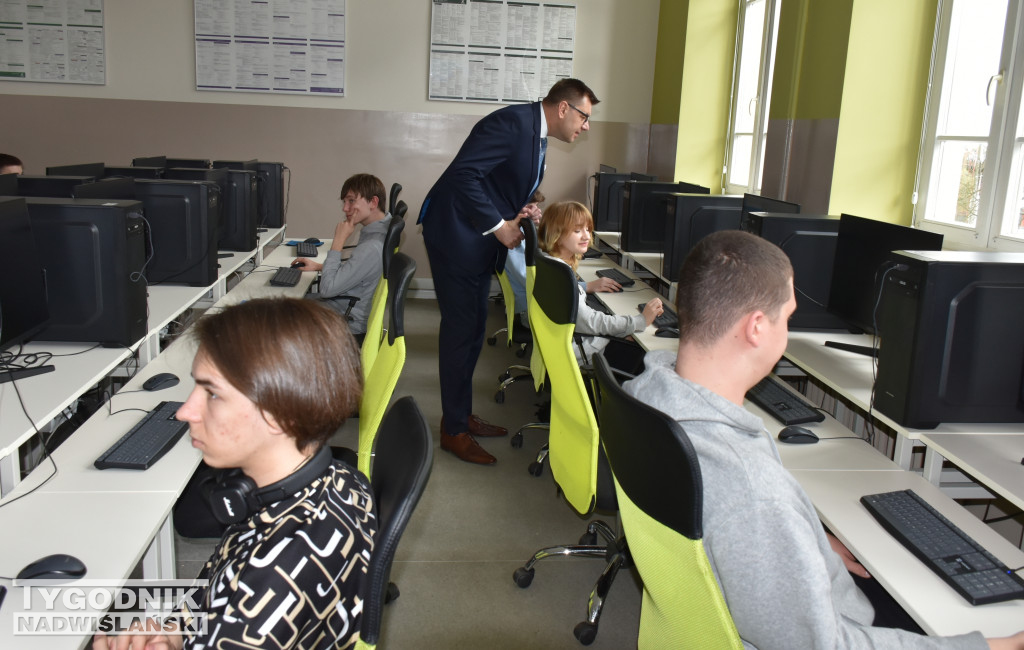 Otwarcie pracowni komputerowej w 