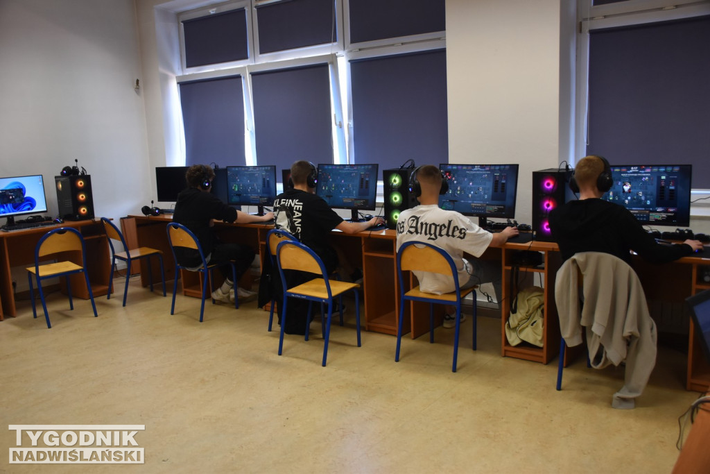 Turniej w Dota ZS nr 1 w Tarnobrzegu