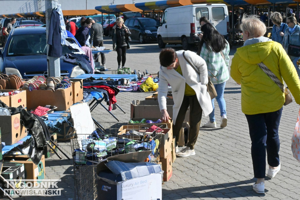 Kwietniowy Pchli Targ w Tarnobrzegu