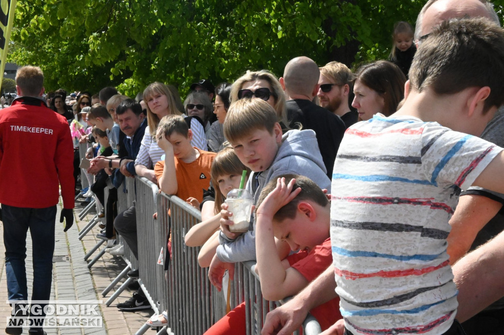 Sztafeta Przedszkolaków w czasie Biegu Siarkowca